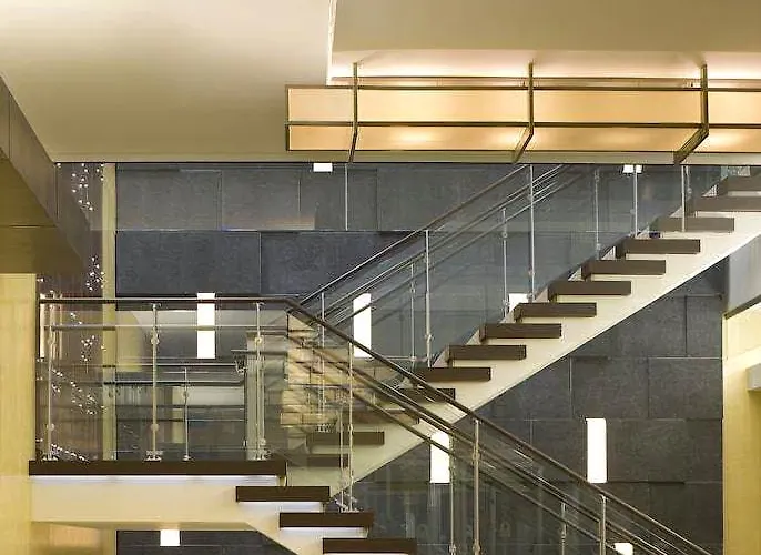 Hilton Minneapolis 4*