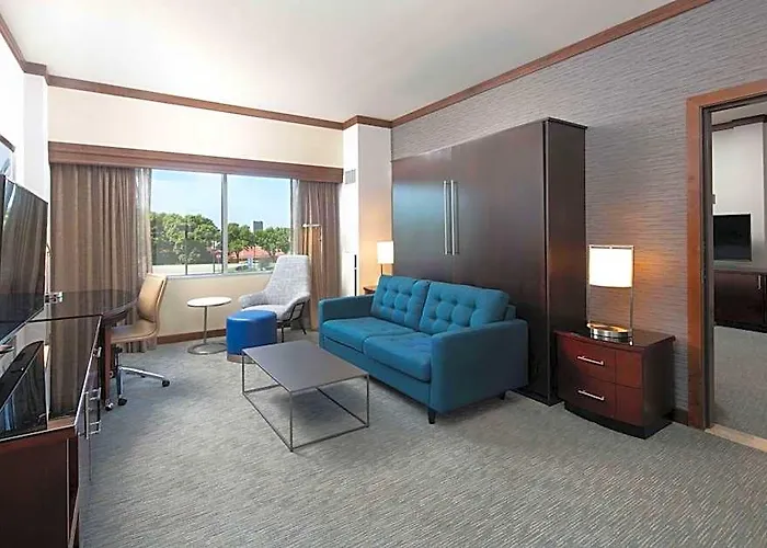 Hilton Minneapolis