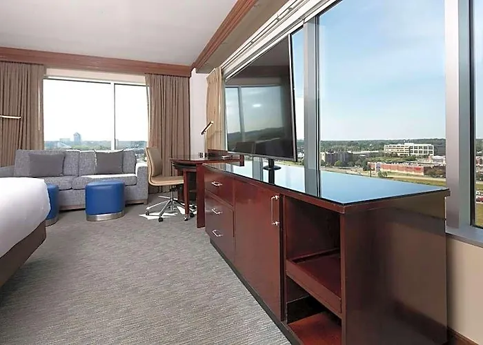 Hilton Minneapolis