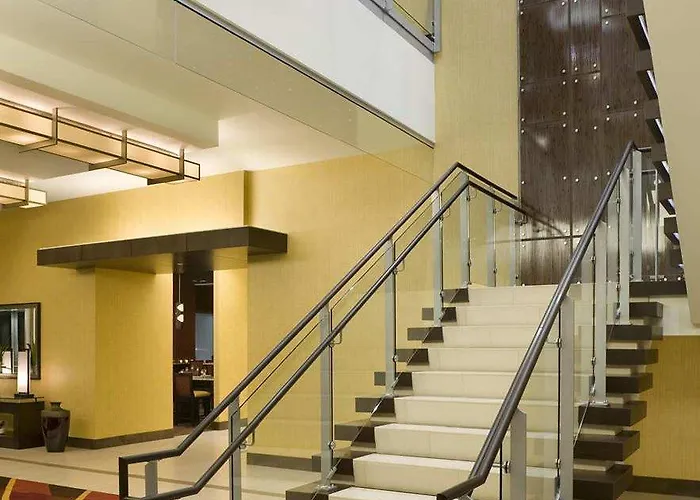 Hotel Hilton Minneapolis 4*